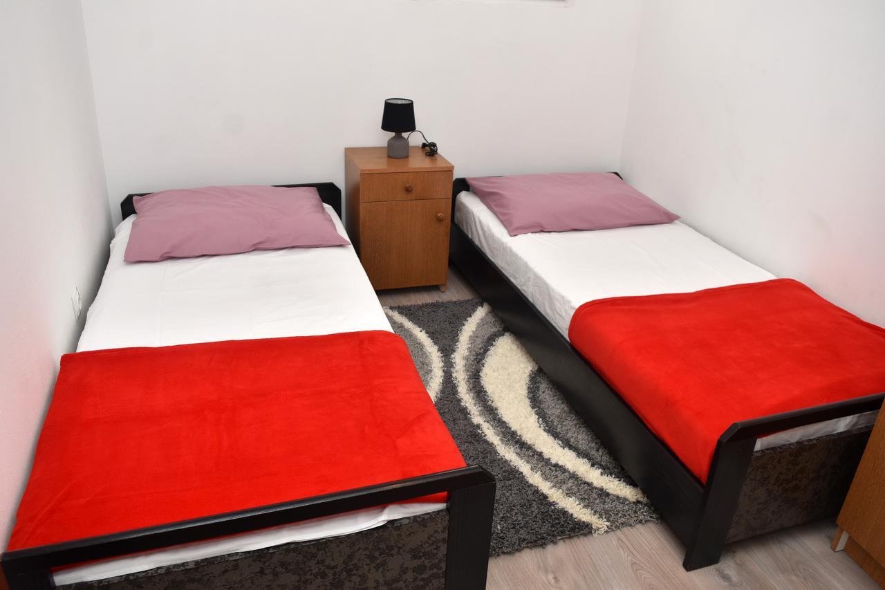 Apartments Oresic Vir Εξωτερικό φωτογραφία