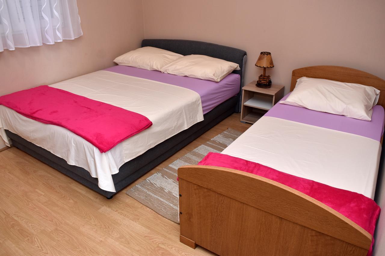 Apartments Oresic Vir Εξωτερικό φωτογραφία