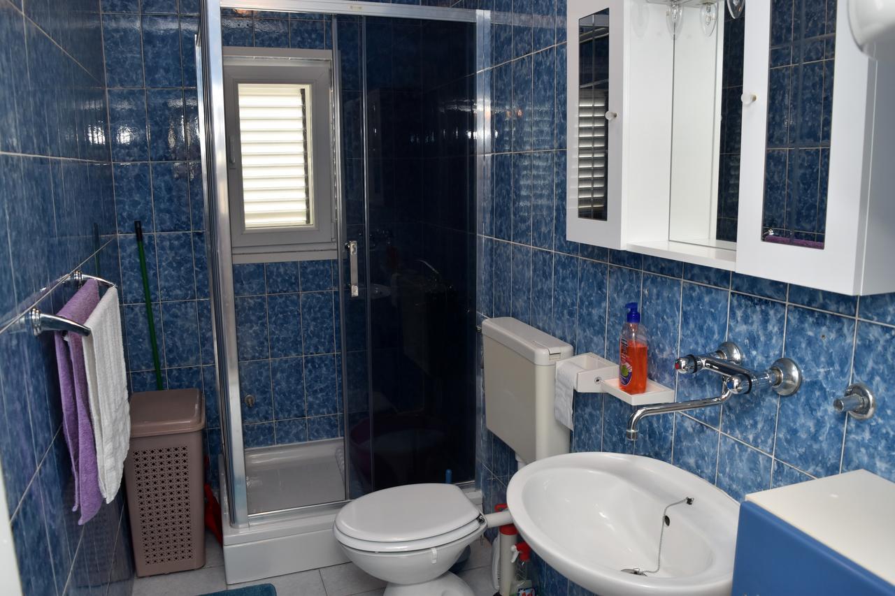 Apartments Oresic Vir Εξωτερικό φωτογραφία