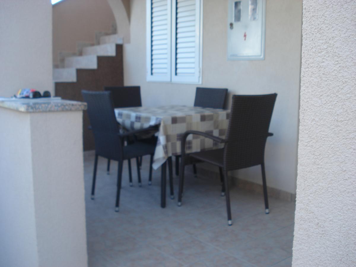 Apartments Oresic Vir Εξωτερικό φωτογραφία